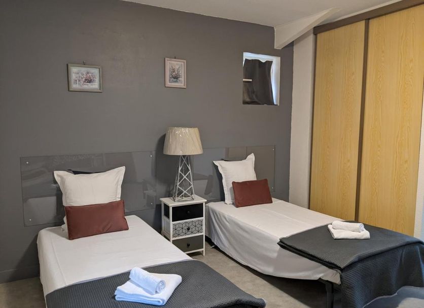 Chambre — Lits jumeaux